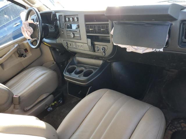 Chevrolet Express Image 6