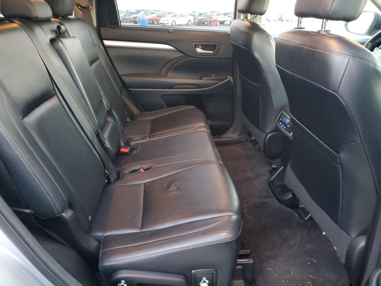 Toyota Highlander Xle Image 9