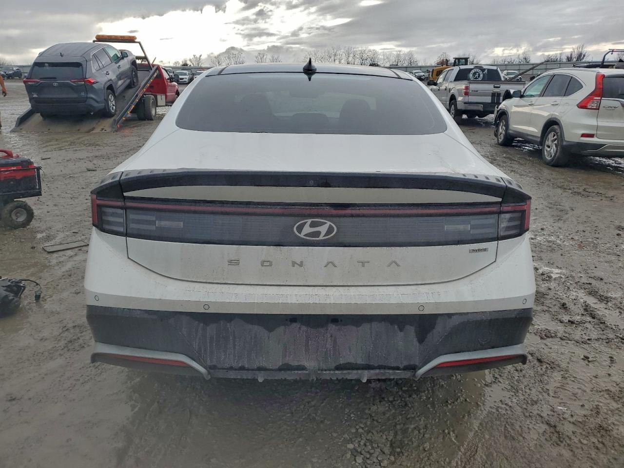 Hyundai SONATA Hybrid Image 9