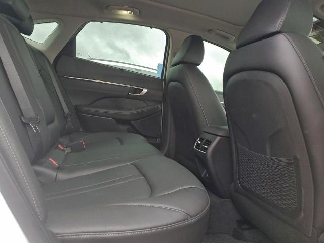 Hyundai SONATA Hybrid Image 6