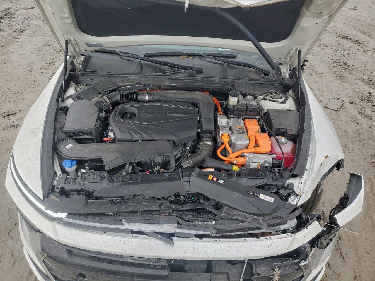 Hyundai SONATA Hybrid Image 3