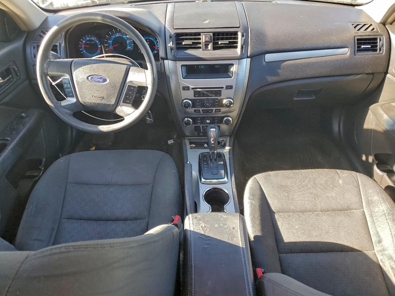 Ford Fusion Se Image 5