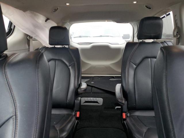 Chrysler Pacifica Touring L Image 7