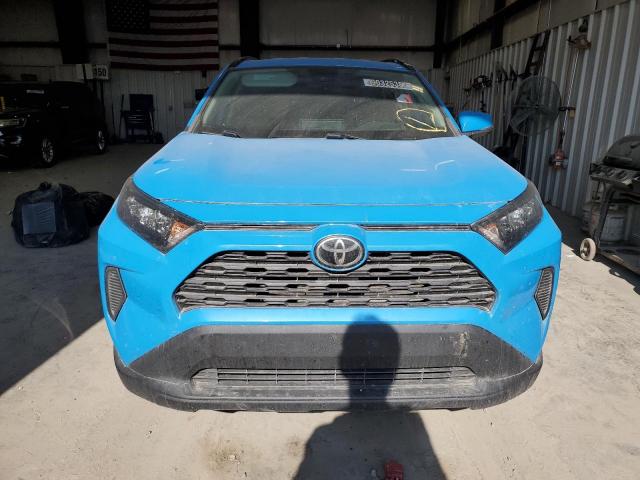 Toyota RAV4 Le Image 5