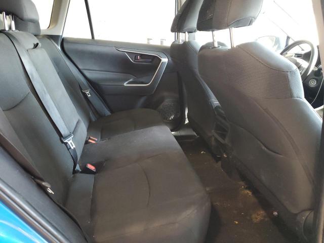 Toyota RAV4 Le Image 9