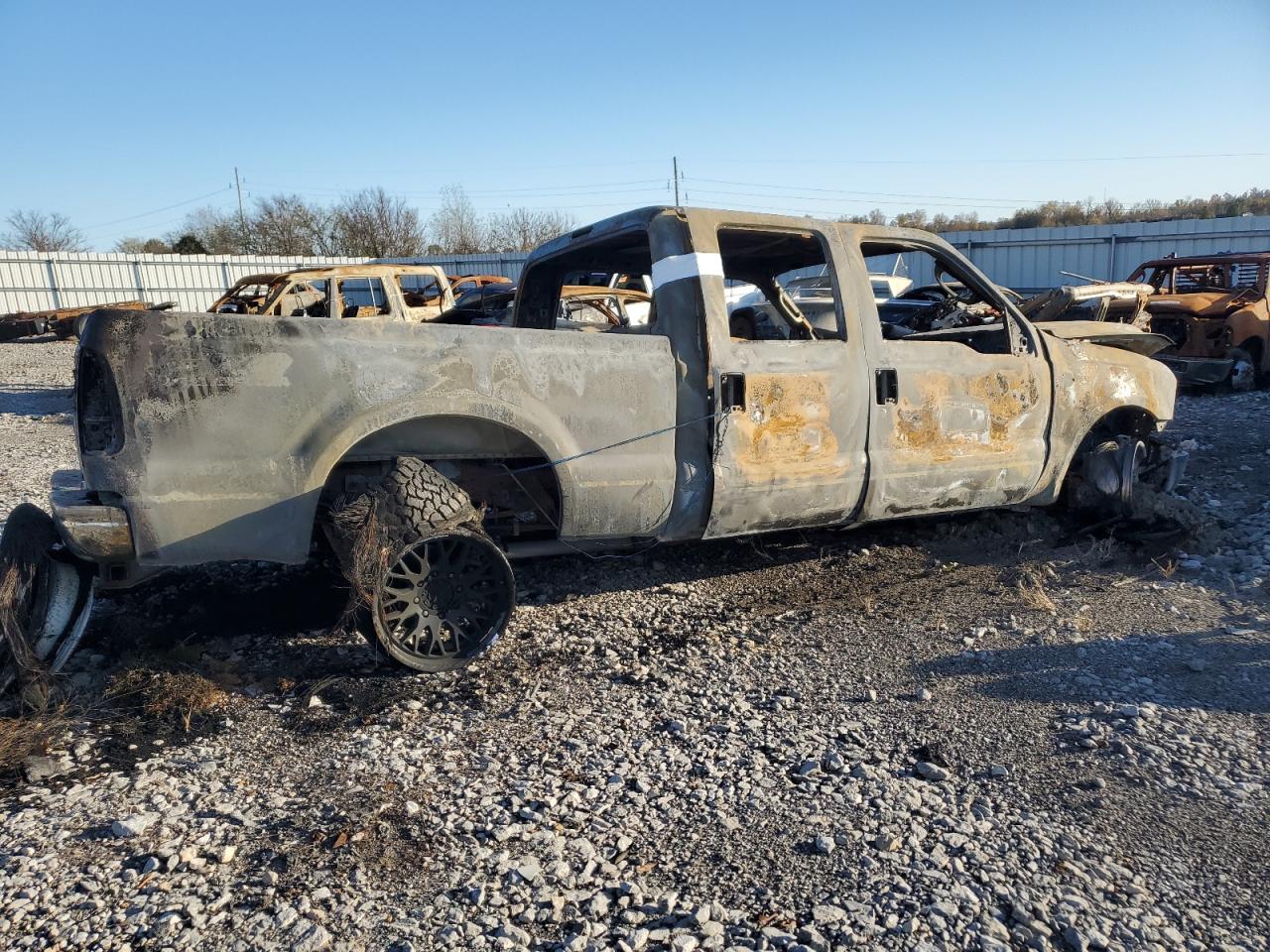 Ford F-350 Srw Super Duty Image 3