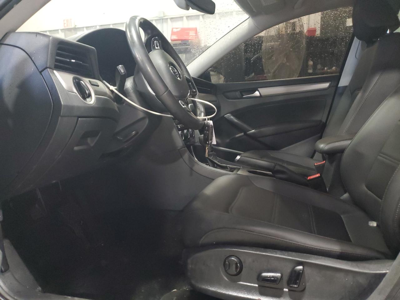 Volkswagen Passat Se Image 6