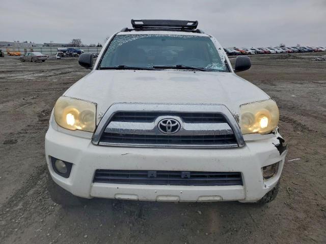 Toyota 4Runner Sr5 Image 2