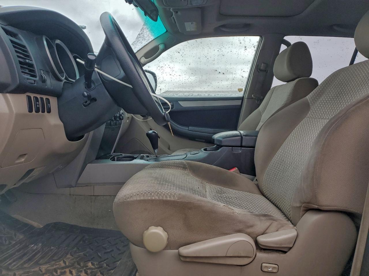 Toyota 4Runner Sr5 Image 6