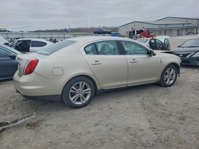 Lincoln MKS Image 13