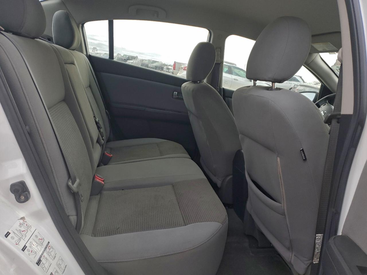 Nissan Sentra 2.0 Image 8