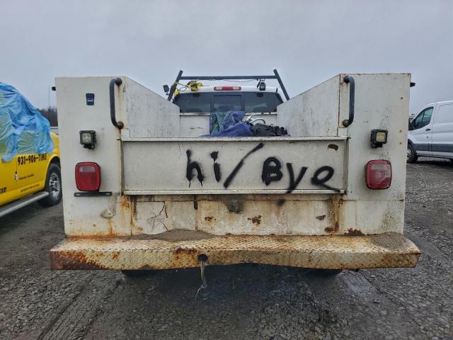 Chevrolet Silverado K2500 Heavy Duty Image 6