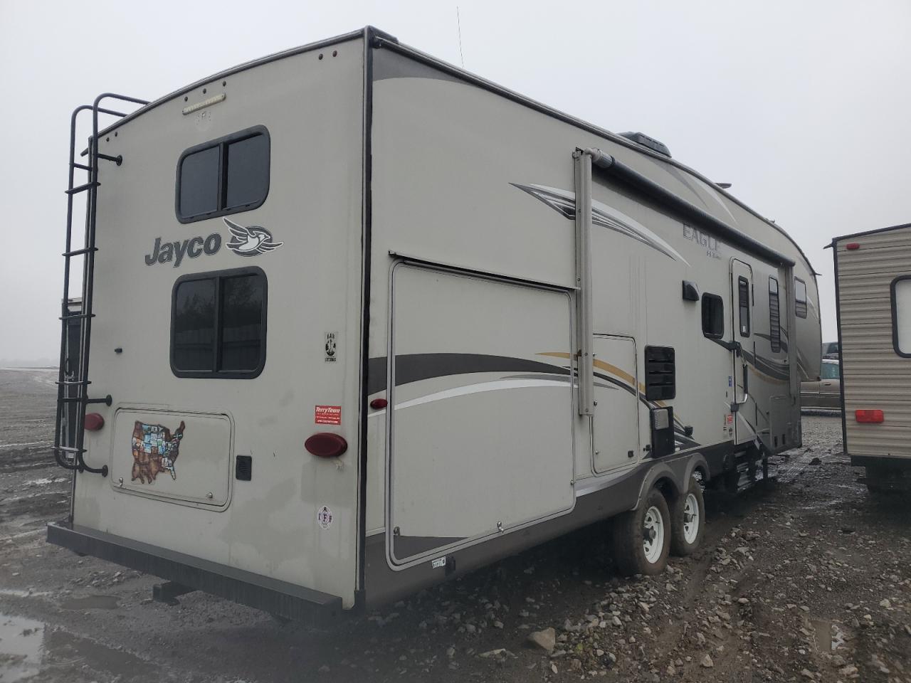 Jaycee 5th Wheel Image 7