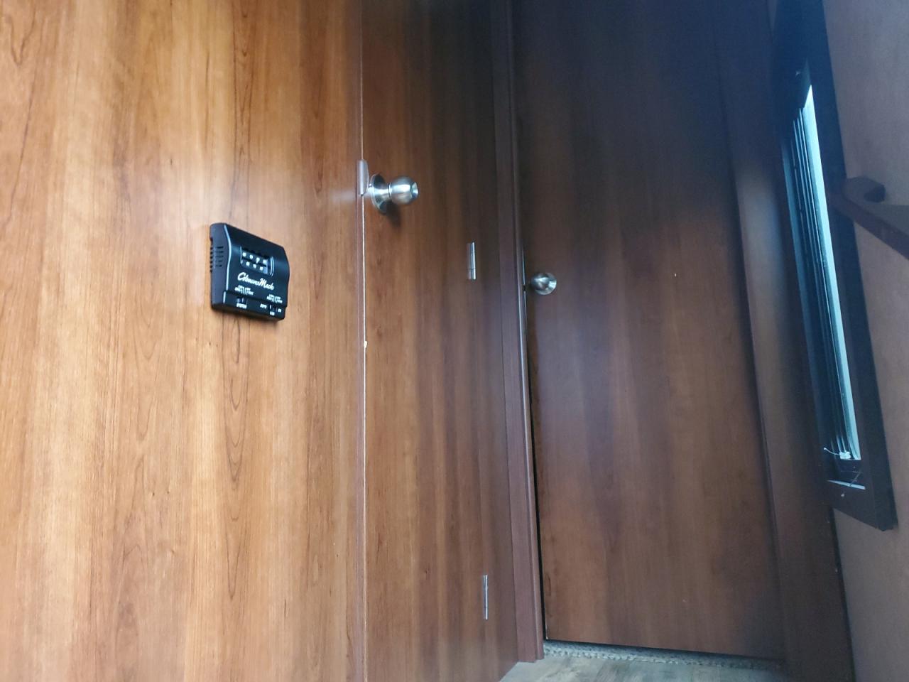 Jaycee 5th Wheel Image 10