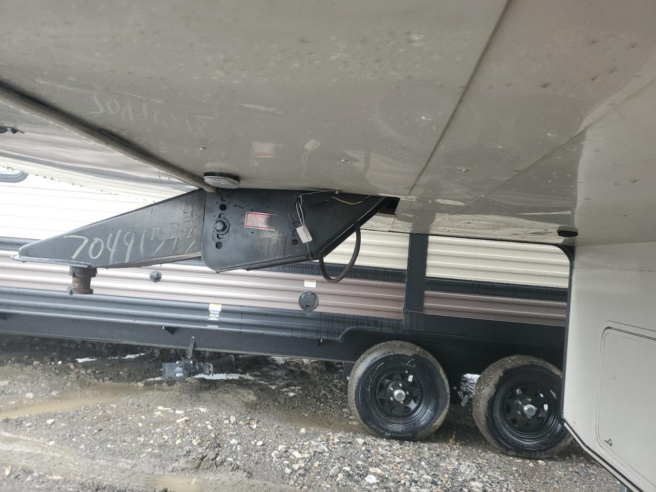 Jaycee 5th Wheel Image 9