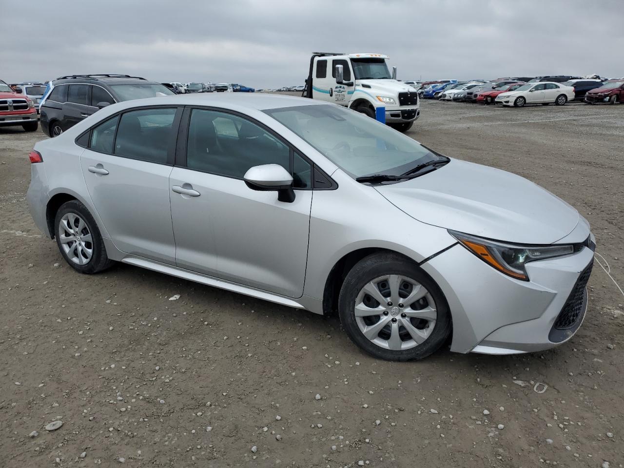 Toyota Corolla Le Image 10