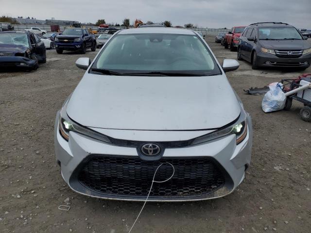 Toyota Corolla Le Image 2