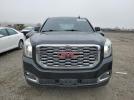 GMC Yukon Denali Image 4