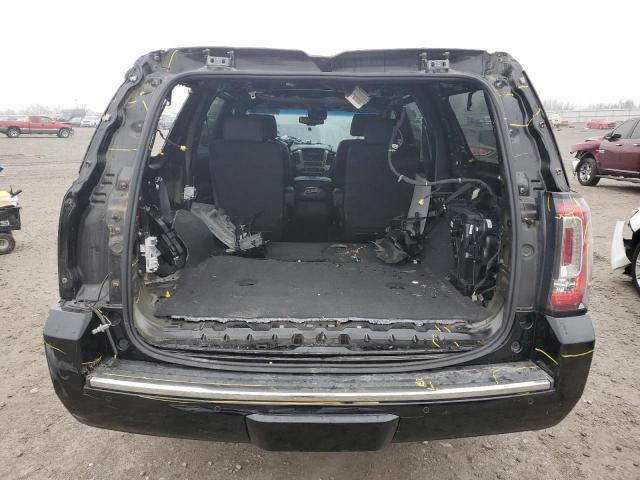 GMC Yukon Denali Image 3