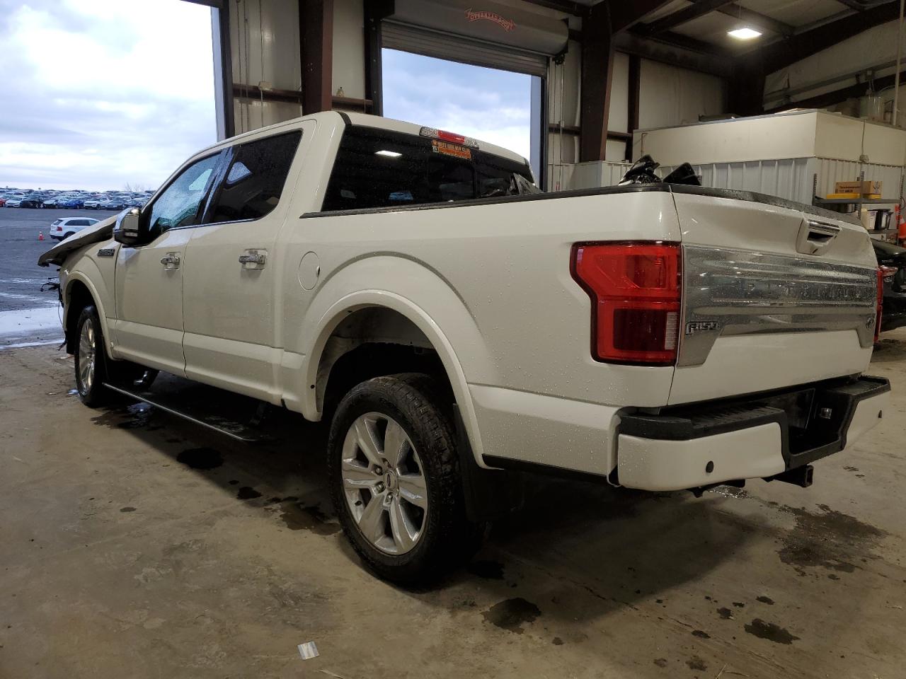 Ford F-150 Supercrew Image 2