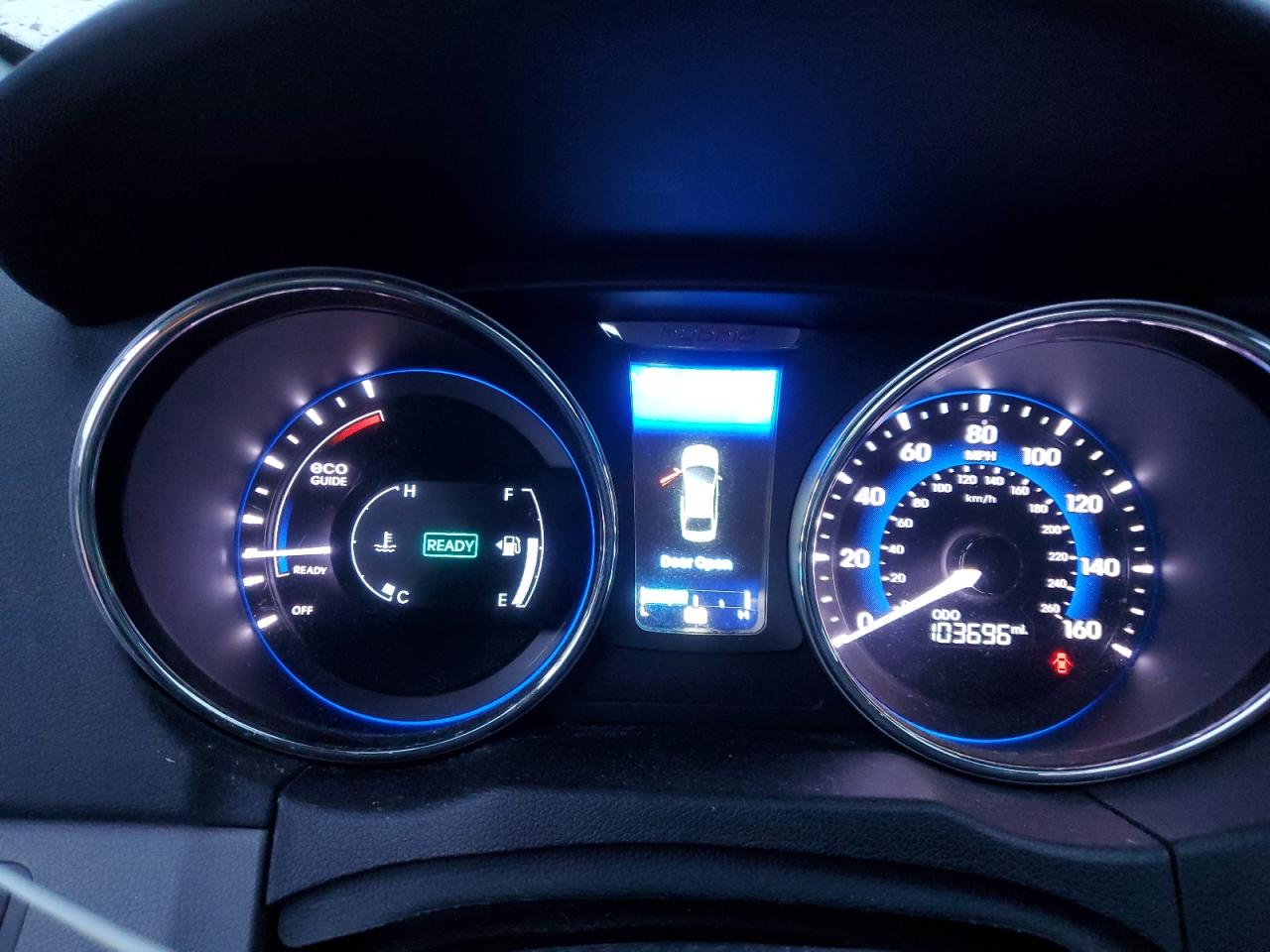 Hyundai SONATA Hybrid Image 6