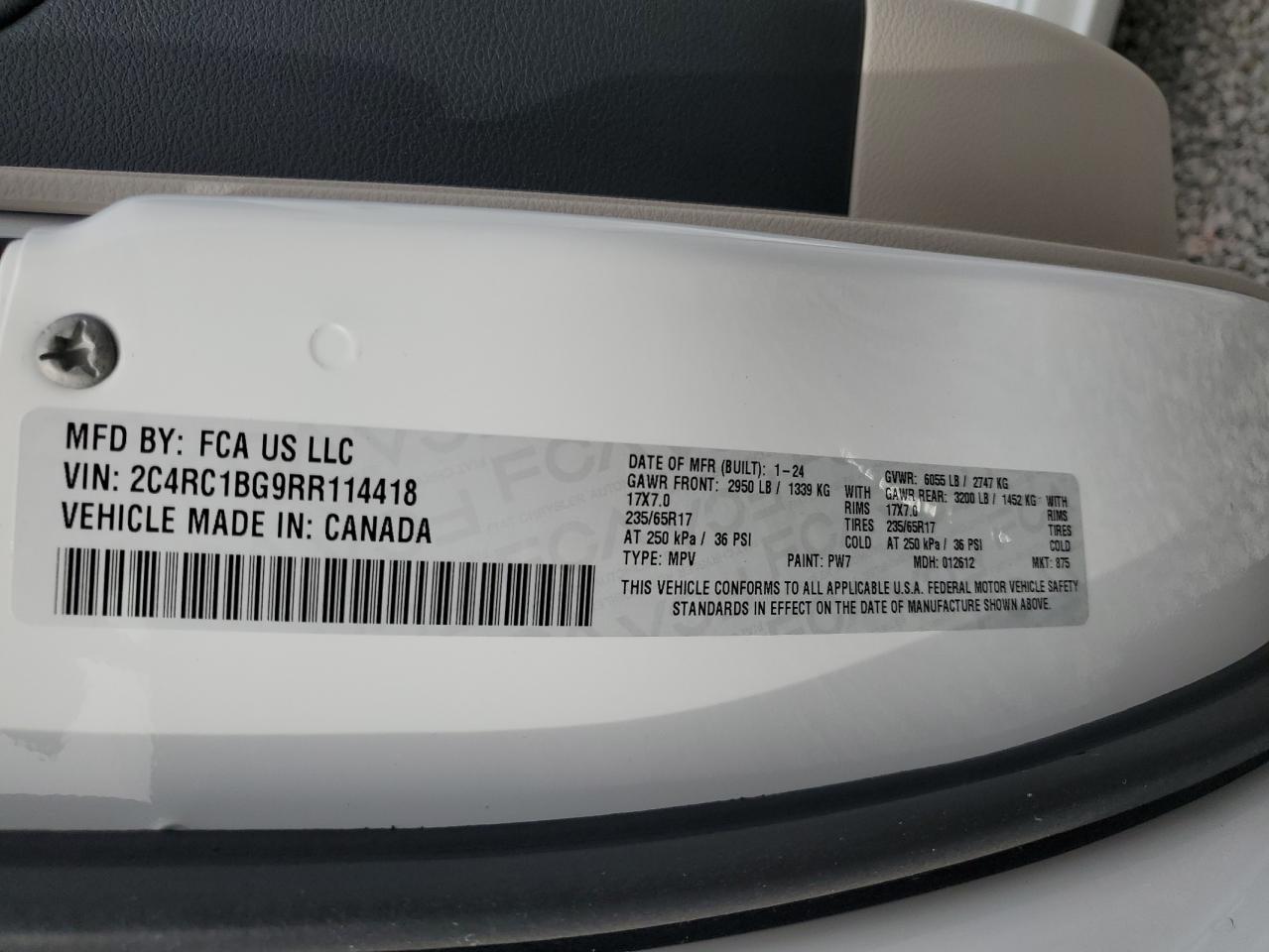 Chrysler Pacifica Touring L Image 11