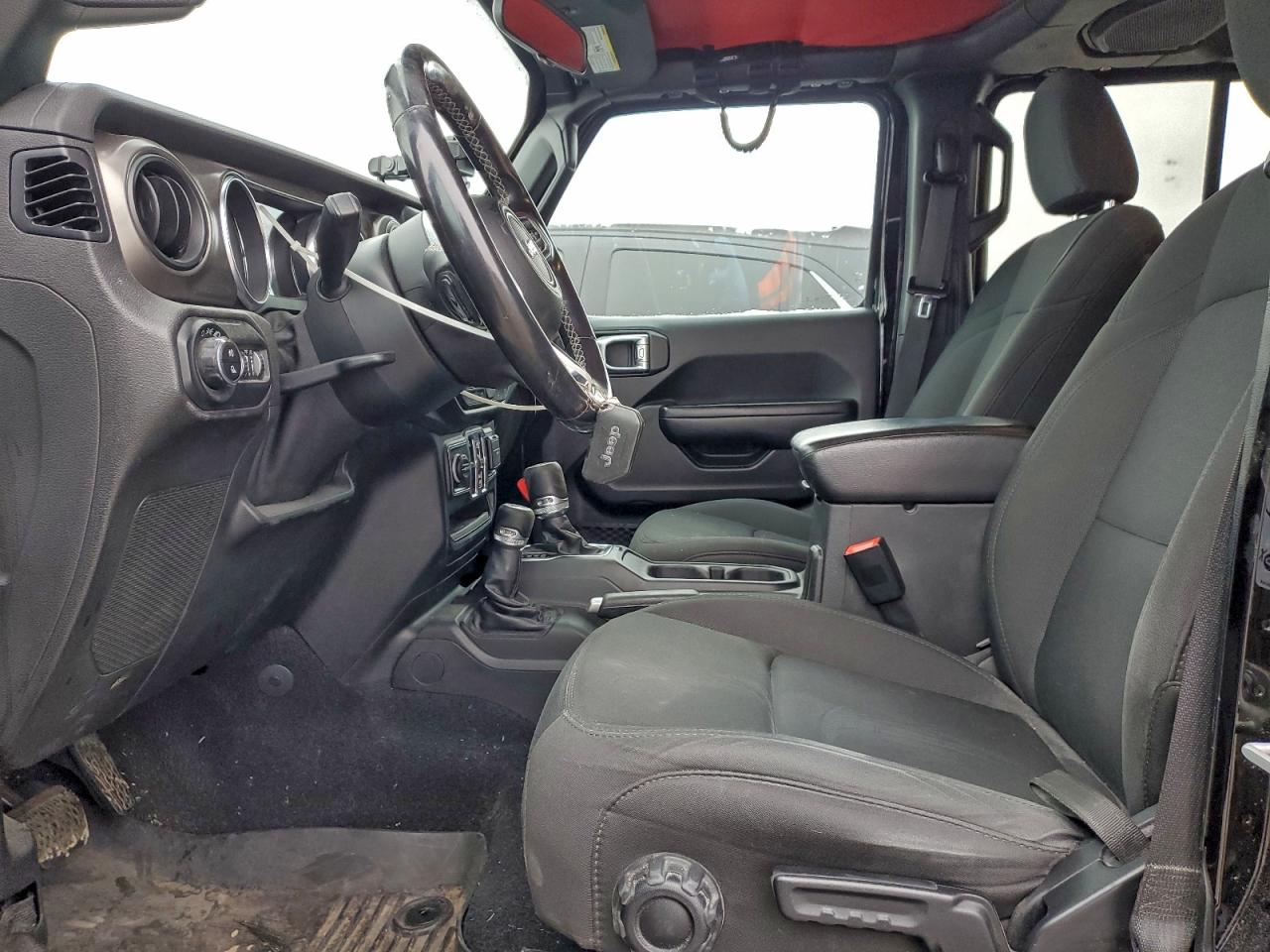 Jeep Gladiator Sport Image 6