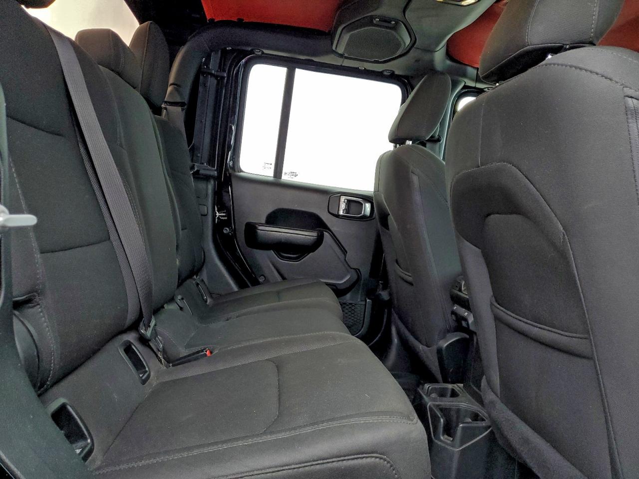 Jeep Gladiator Sport Image 8