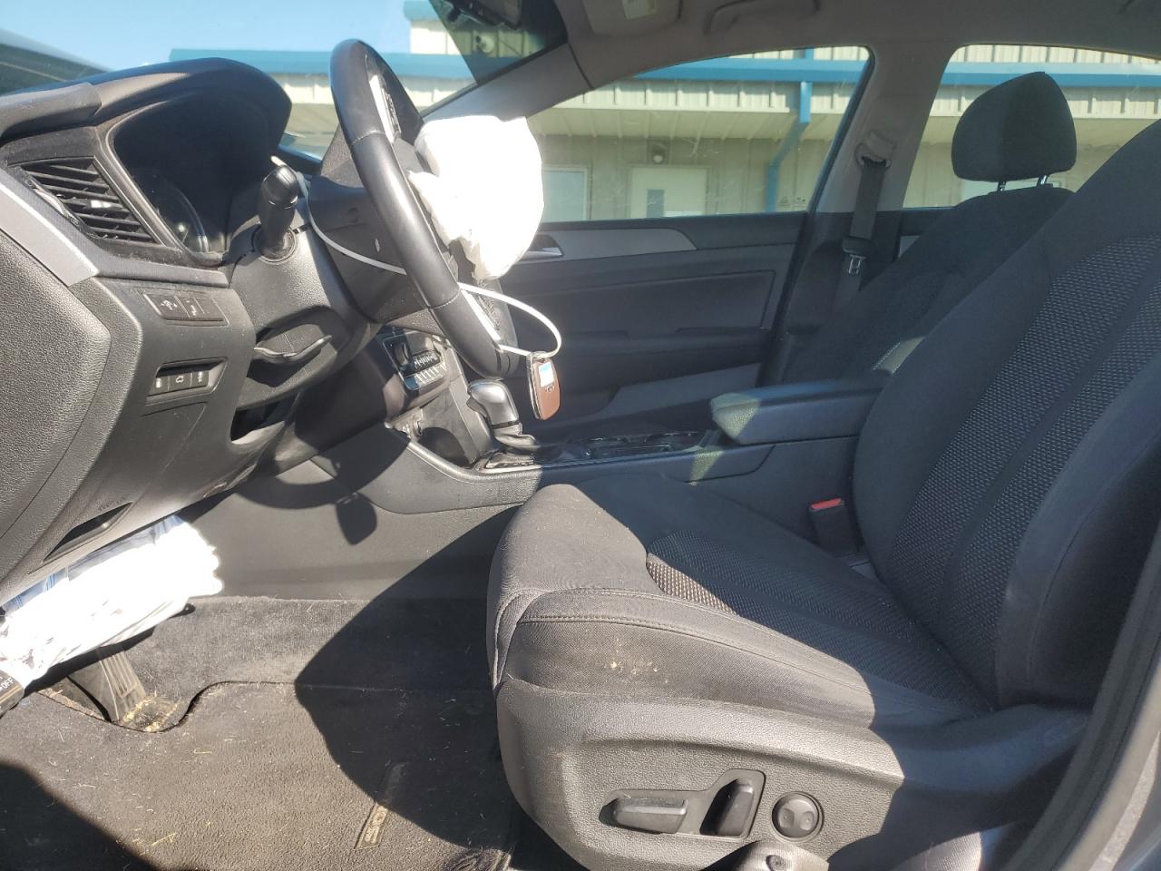 Hyundai SONATA Limited Image 8