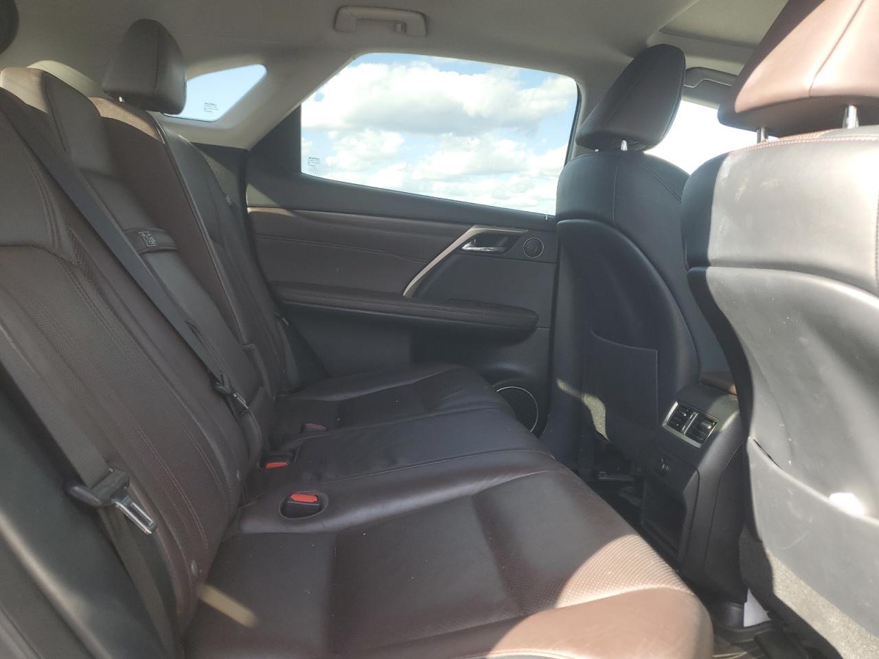 Lexus RX 350 Base Image 6