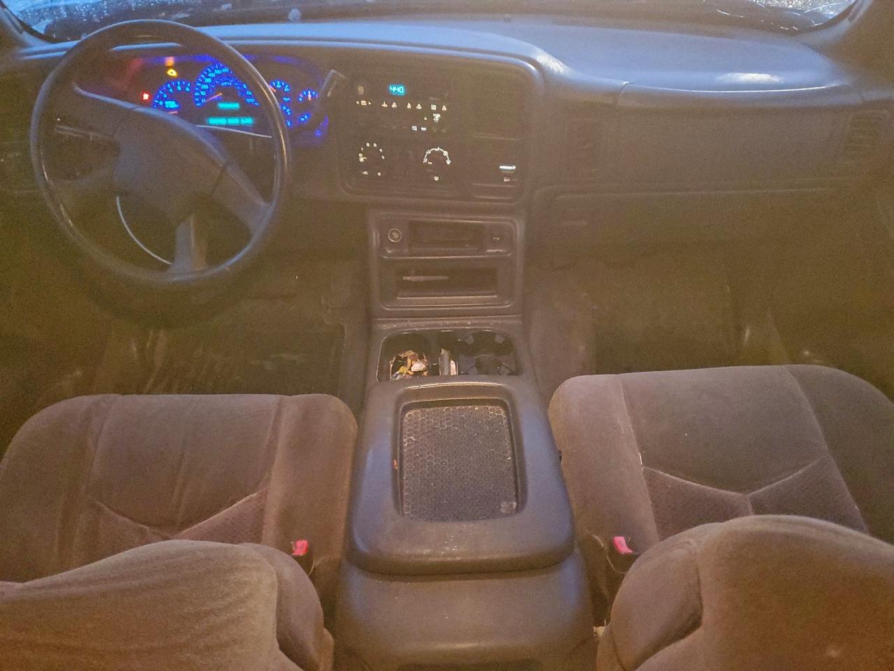 Chevrolet Silverado K1500 Image 10