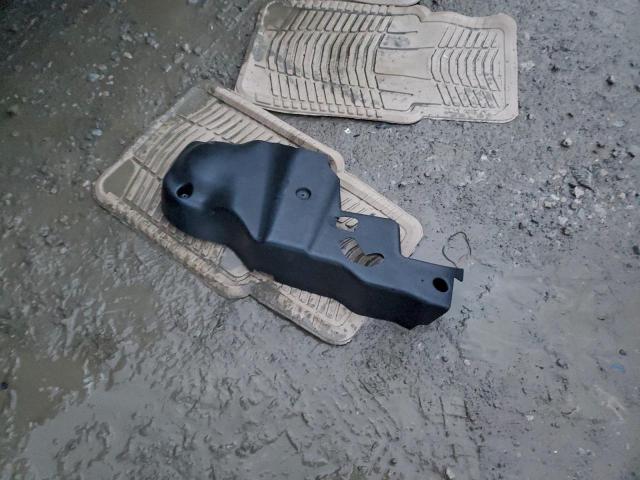 Chevrolet Silverado K1500 Image 13