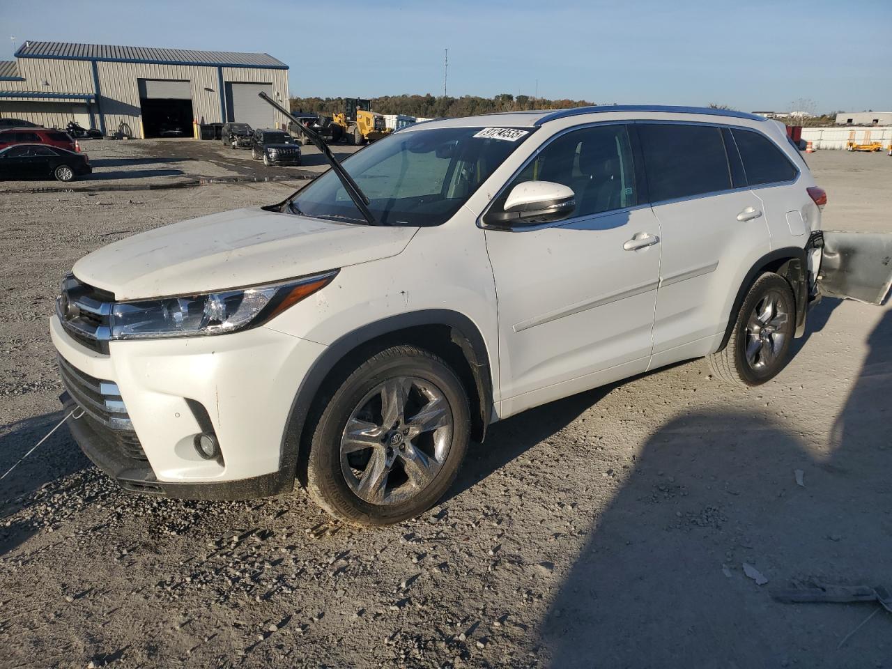 Toyota Highlander Limited Image 1