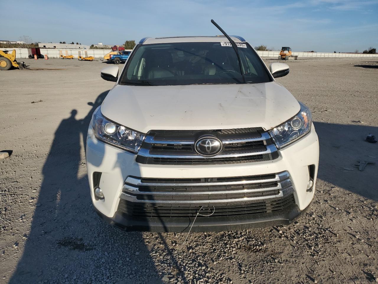 Toyota Highlander Limited Image 5