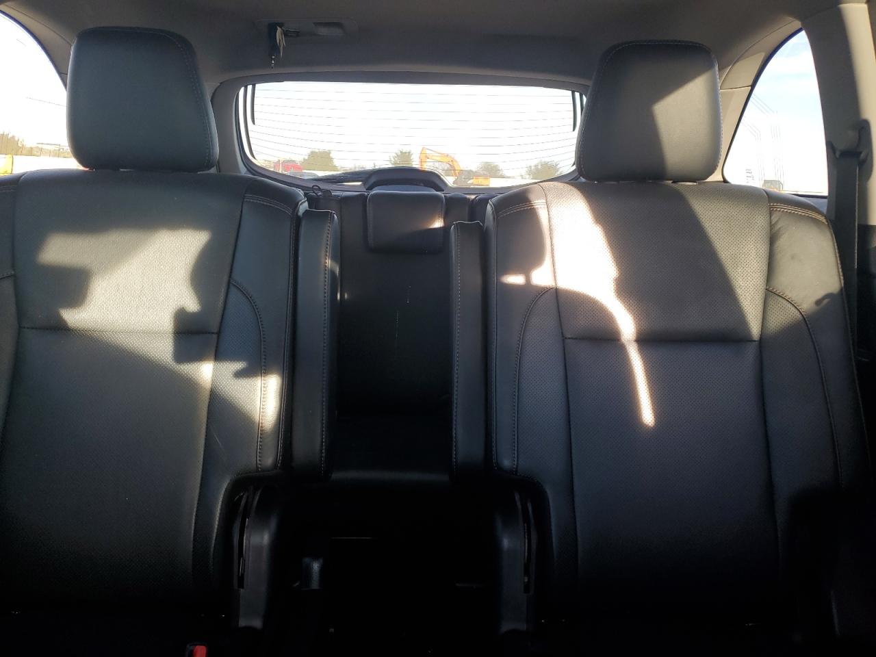 Toyota Highlander Limited Image 4