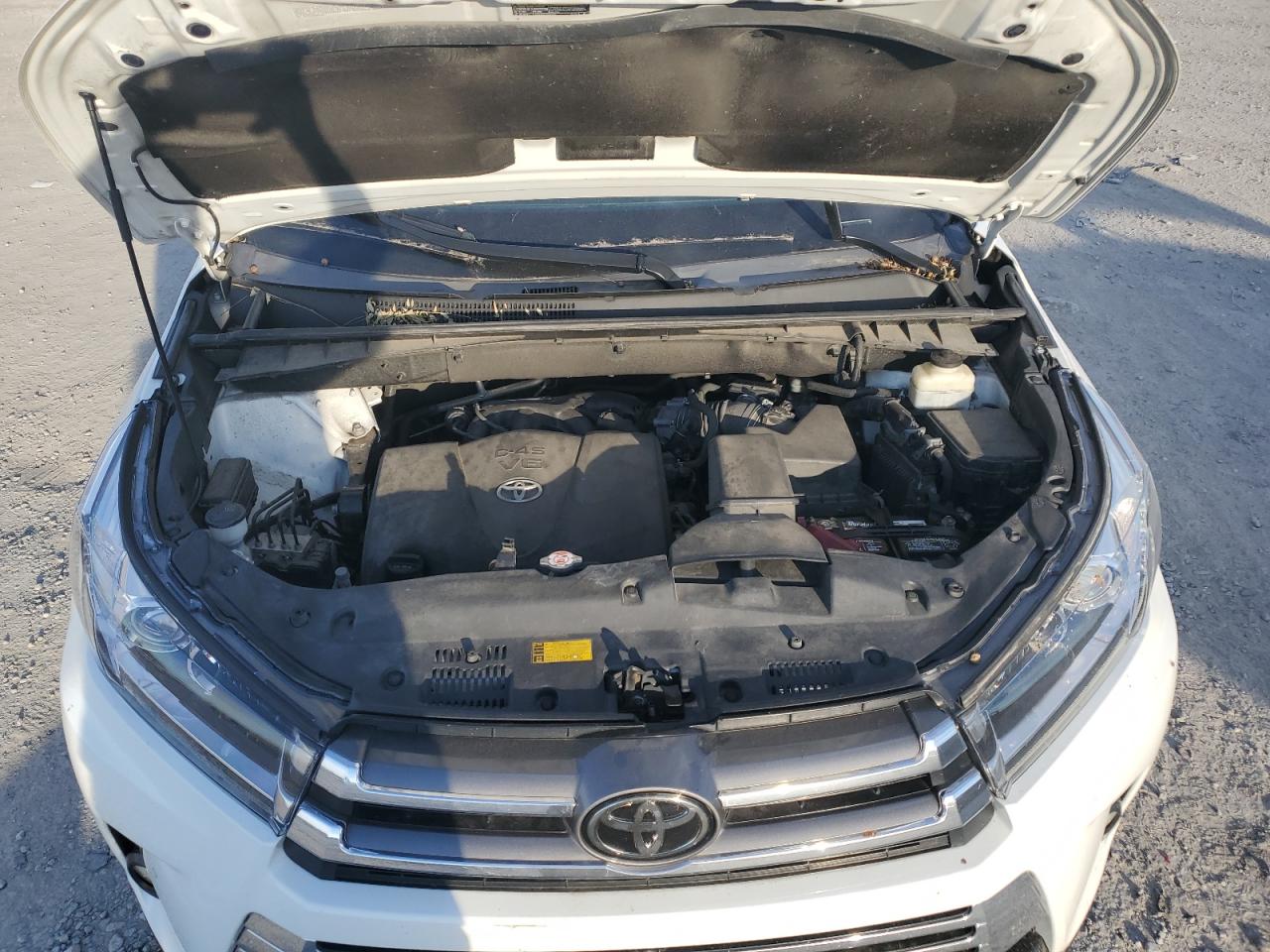 Toyota Highlander Limited Image 10