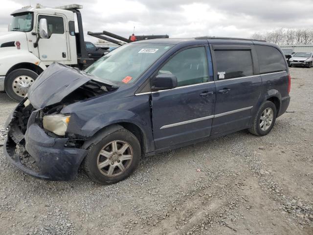  Salvage Chrysler Minivan