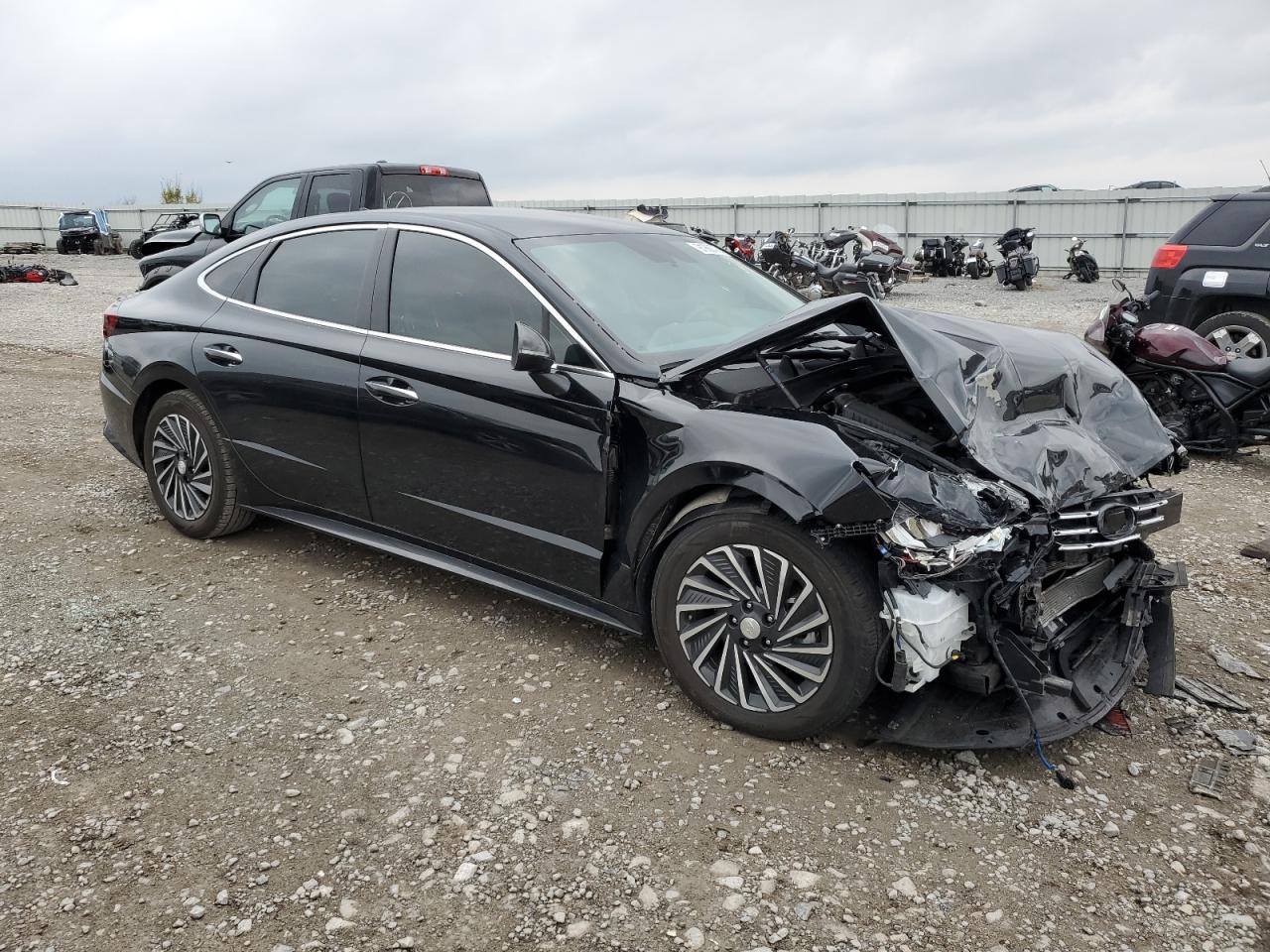 Hyundai SONATA Hybrid Image 4