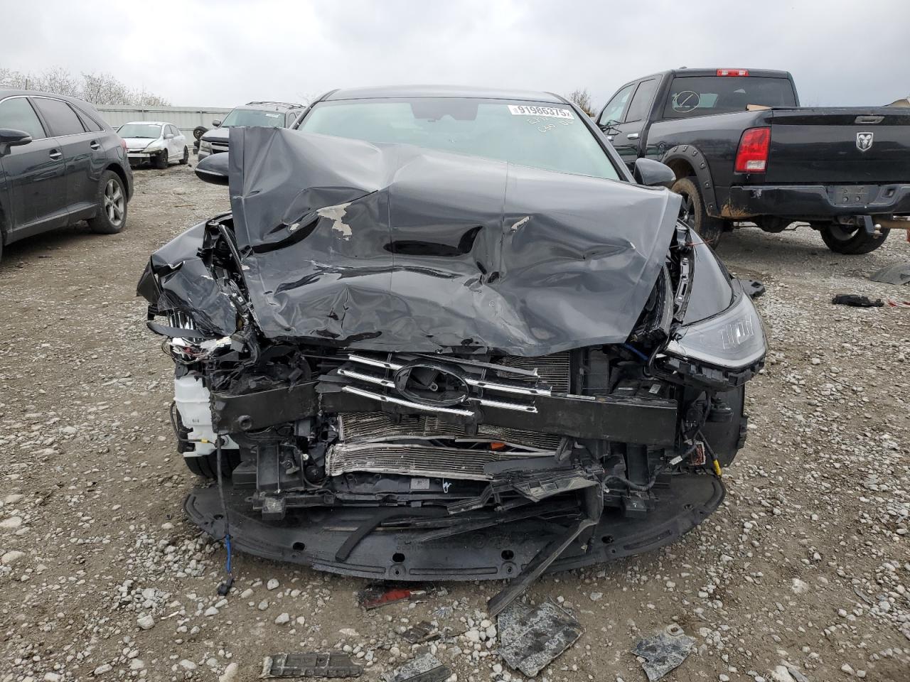 Hyundai SONATA Hybrid Image 3