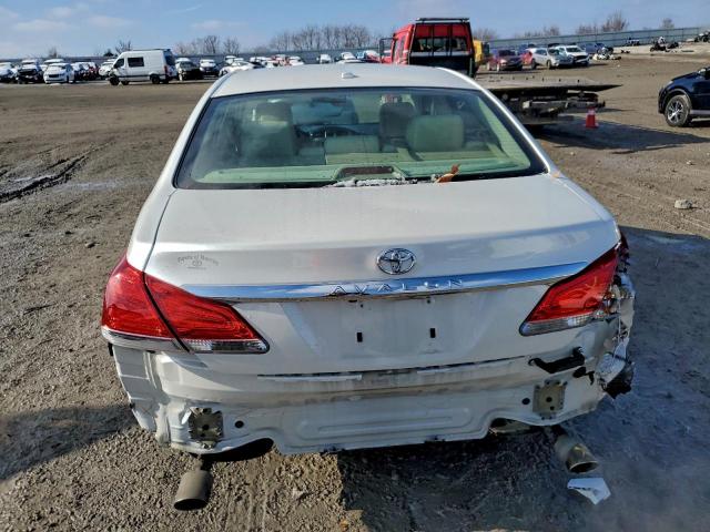 Toyota Avalon Base Image 3