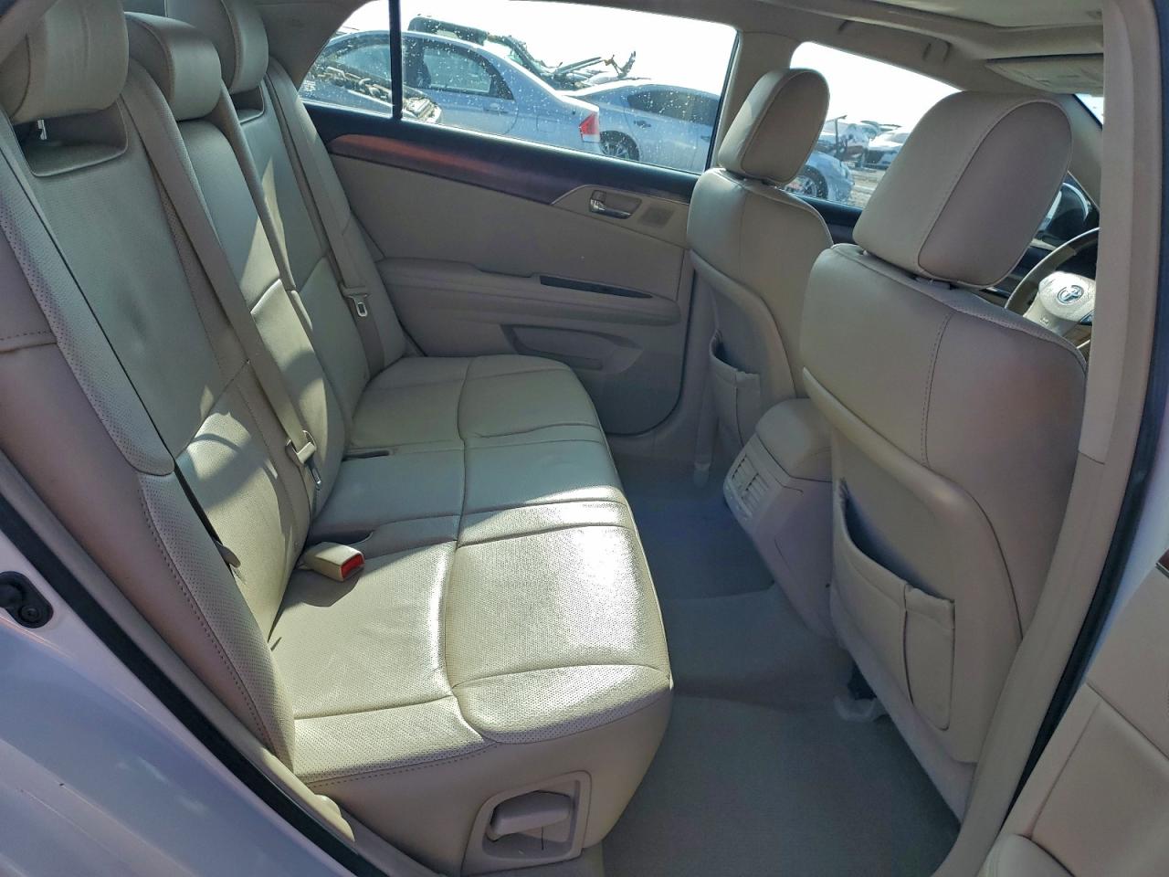 Toyota Avalon Base Image 4