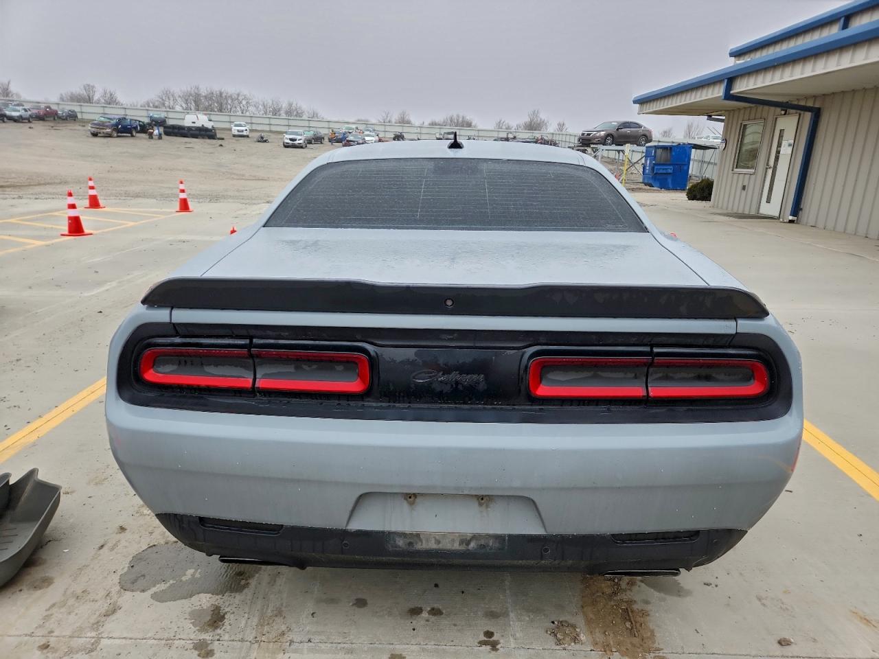 Dodge Challenger R/t Scat Pack Image 5