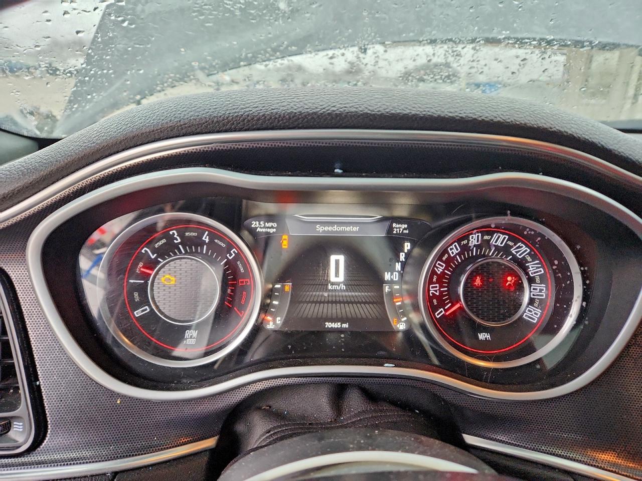 Dodge Challenger R/t Scat Pack Image 3