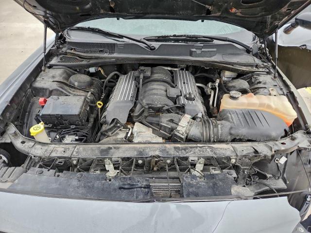 Dodge Challenger R/t Scat Pack Image 11