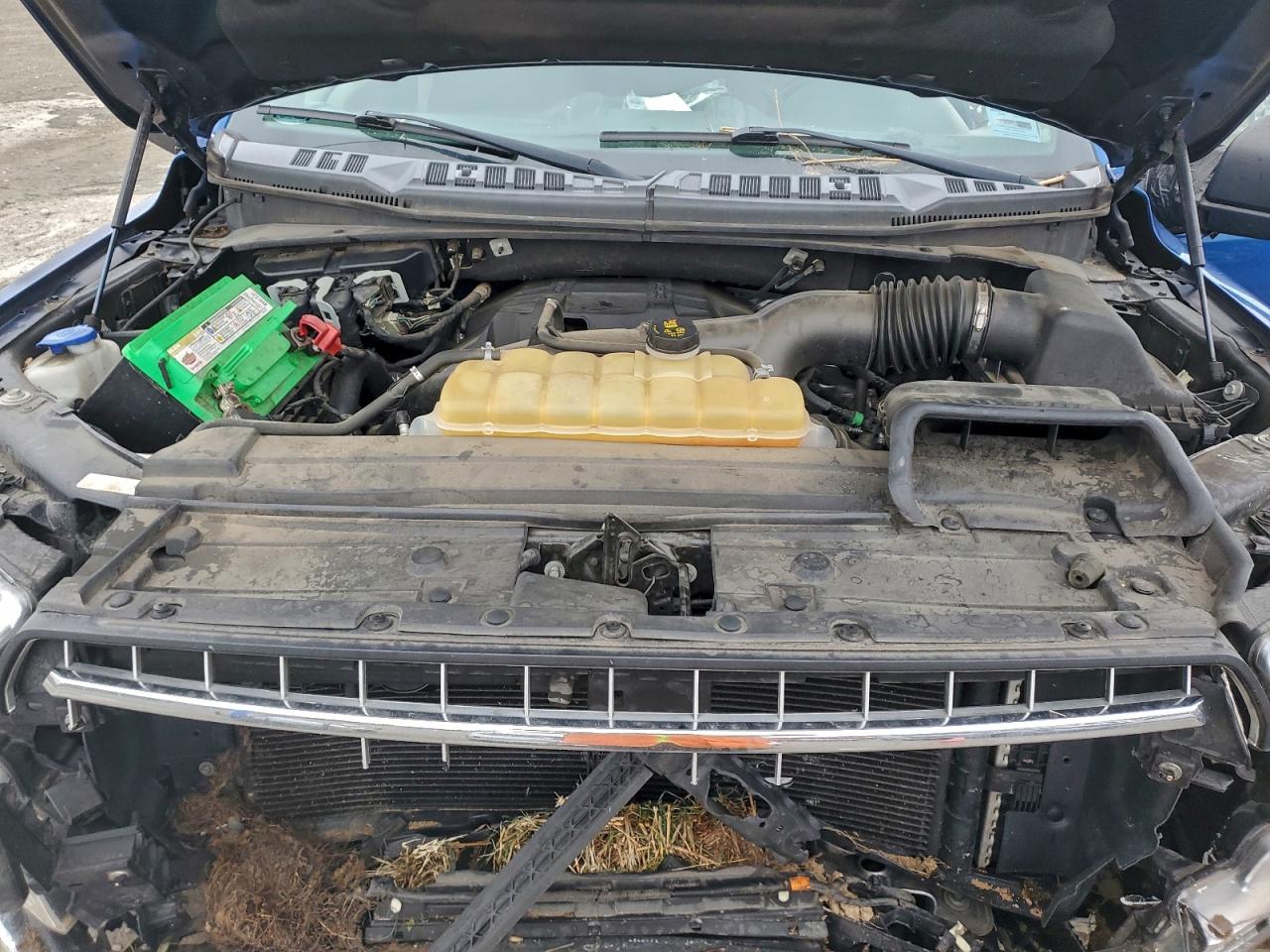 Ford F-150 Supercrew Image 4