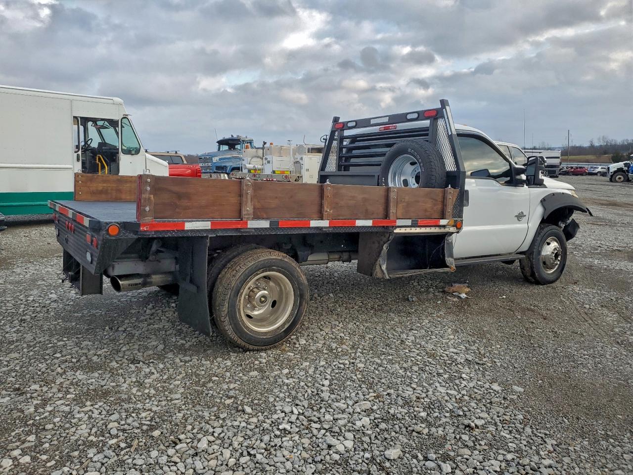 Ford F-350 Super Duty Image 4