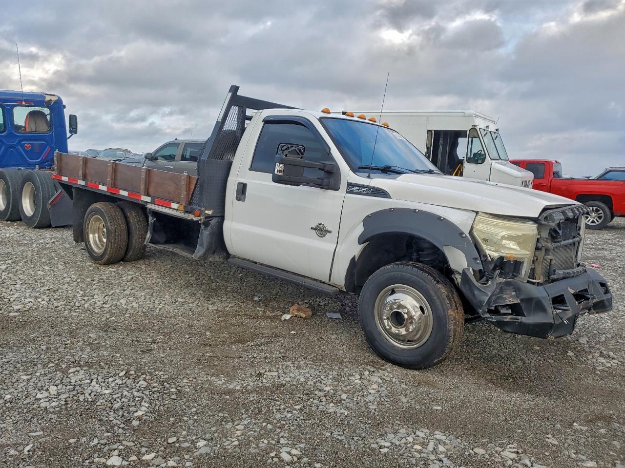 Ford F-350 Super Duty Image 5