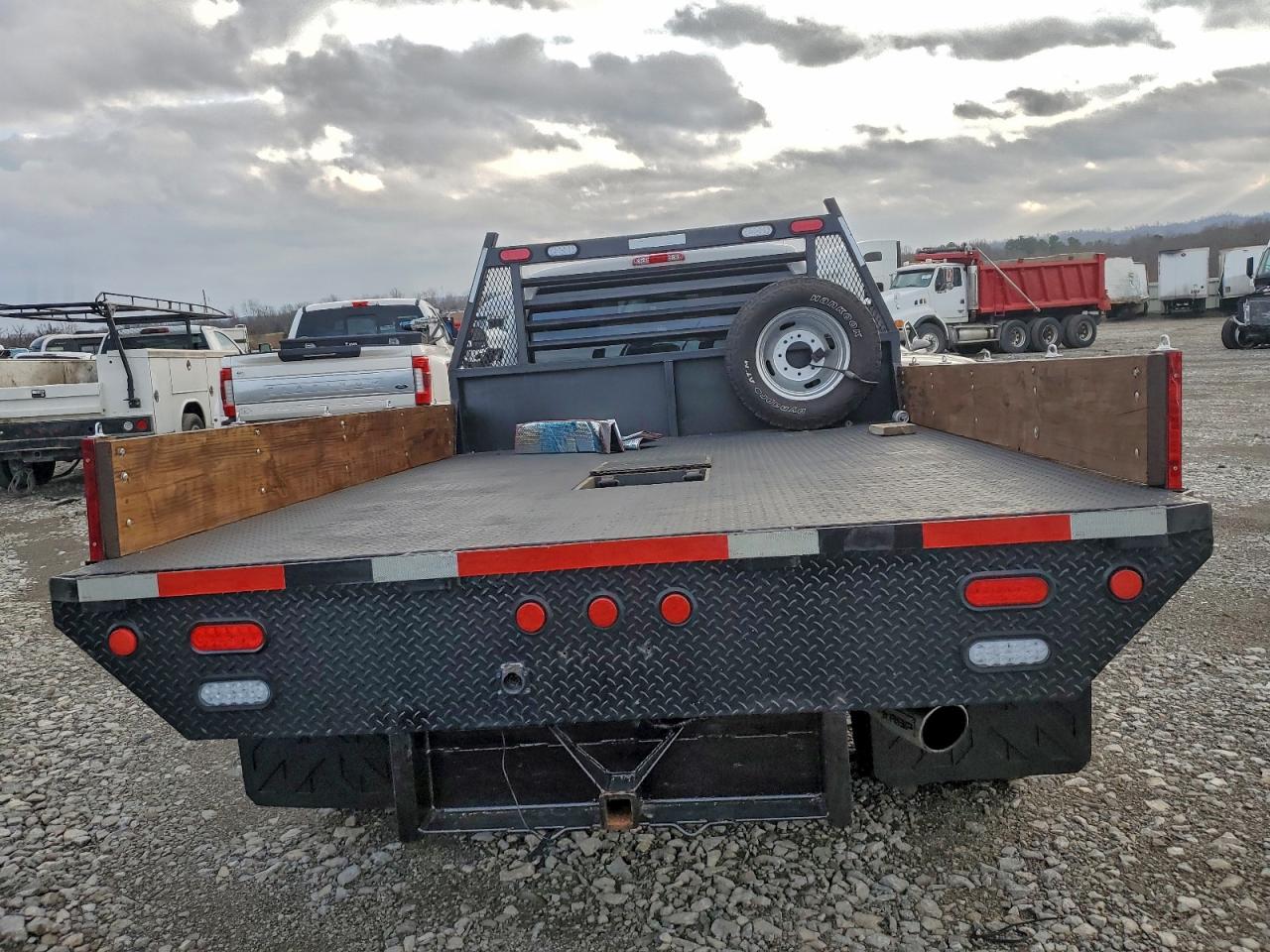 Ford F-350 Super Duty Image 7