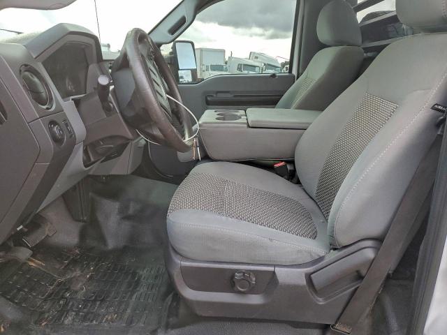 Ford F-350 Super Duty Image 2