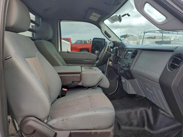 Ford F-350 Super Duty Image 8